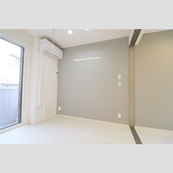 D Paina 上平間Ⅱ102号室 洋室