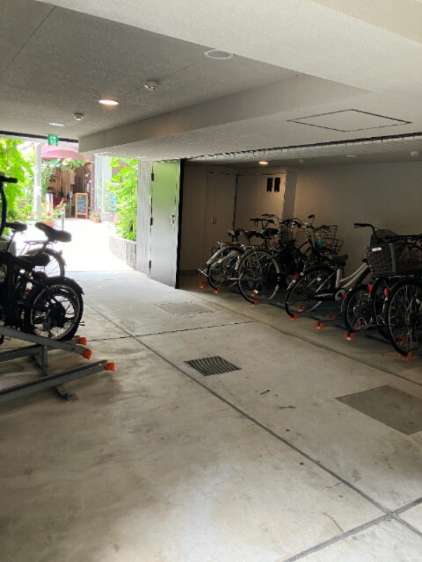 ドムス・スタイル武蔵小山6階 駐輪スペース