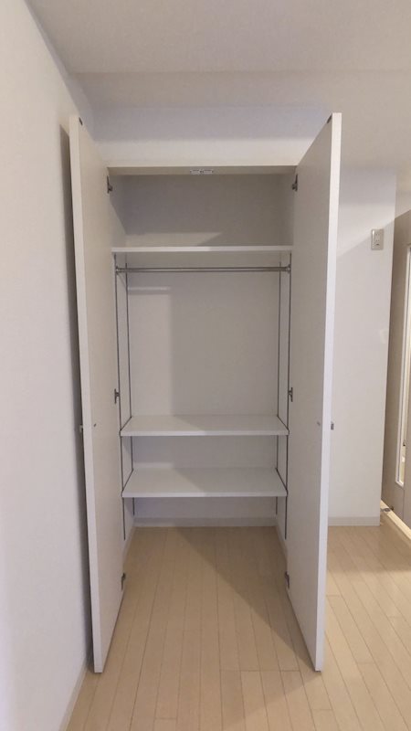 レジディア三越前2階 収納