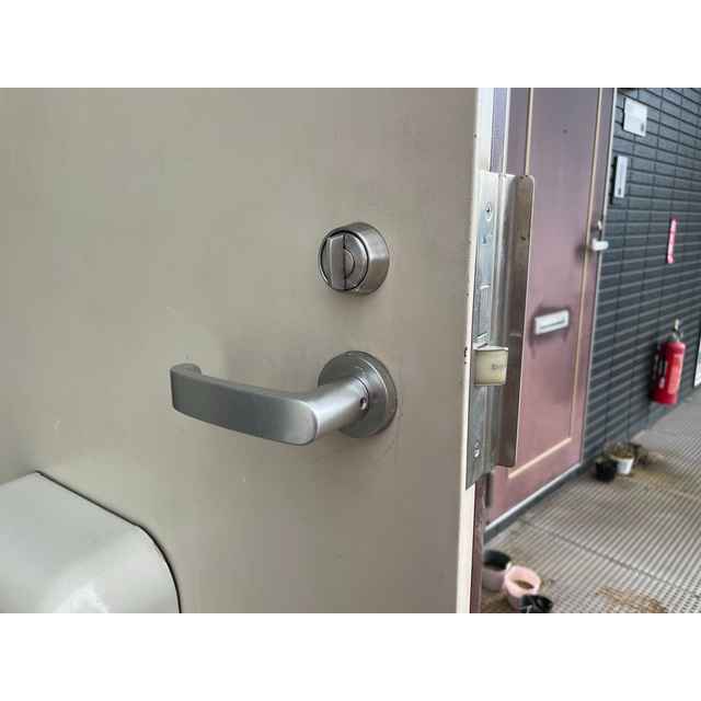 Kフレール 玄関