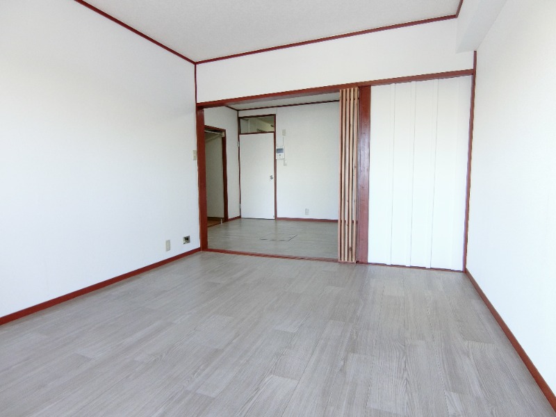 スカイマンションＡ棟9階 綺麗なカラーの洋室