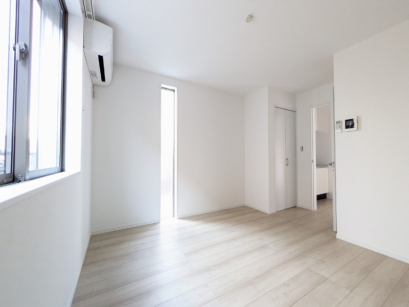 アリスワン南三咲(E-222)2階 部屋その他