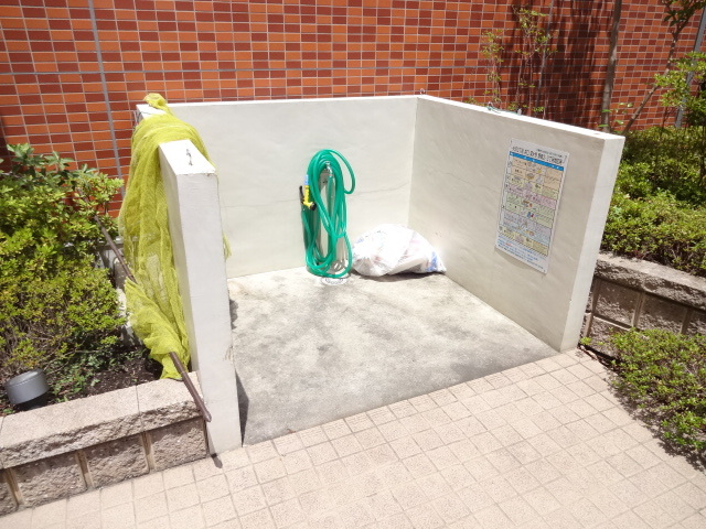 マンション雅清0202号室 共用設備1