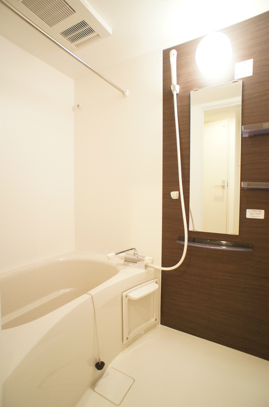 リブリ・藤沢川名3階 お風呂