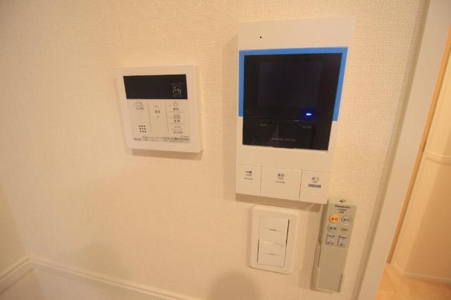 メゾン・ボヌール　大泉学園303号室 カメラ付インターホン