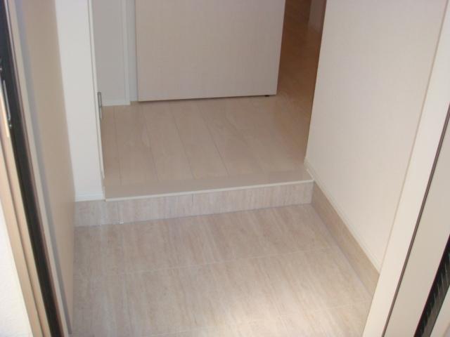 レ・セーナ 玄関