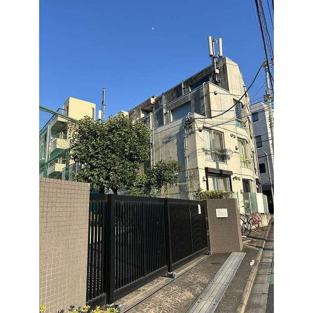 ZESTY東新宿 外観