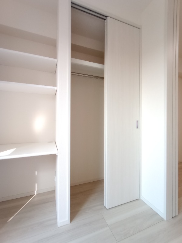 クレイシアIDZ祐天寺9階 収納