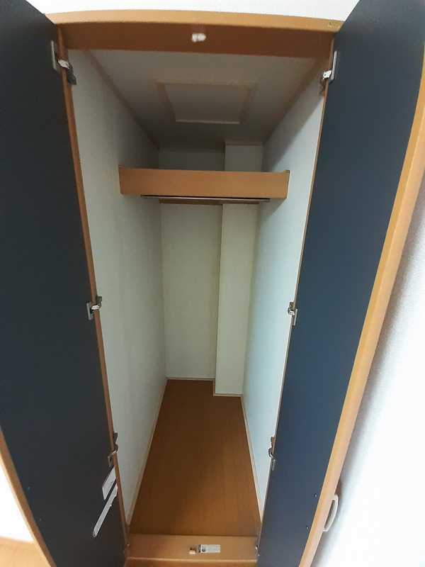 フラワリーヒル篠原台町壱番館 収納