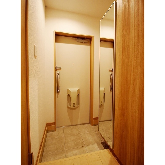 メゾン・ド・パステック 玄関