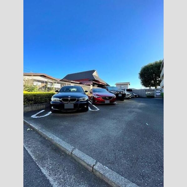 ハピネス武藏野101号室 駐車場