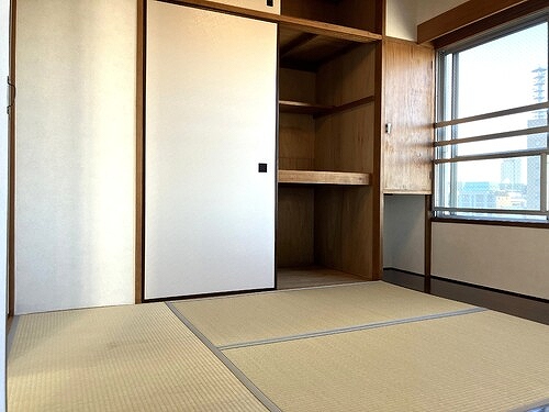 ドミール五番町11階 和室約4.5畳
