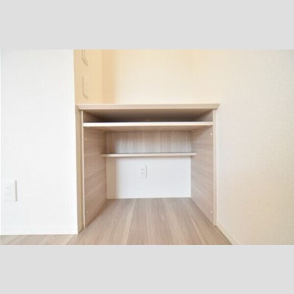 Pear Residence201号室 ワークデスク