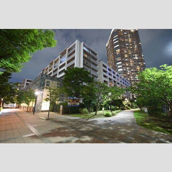 ロイヤルパークス豊洲の外観画像