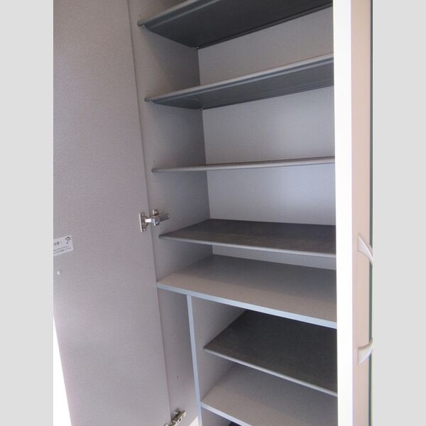 アクイール　C201号室 シューズボックス