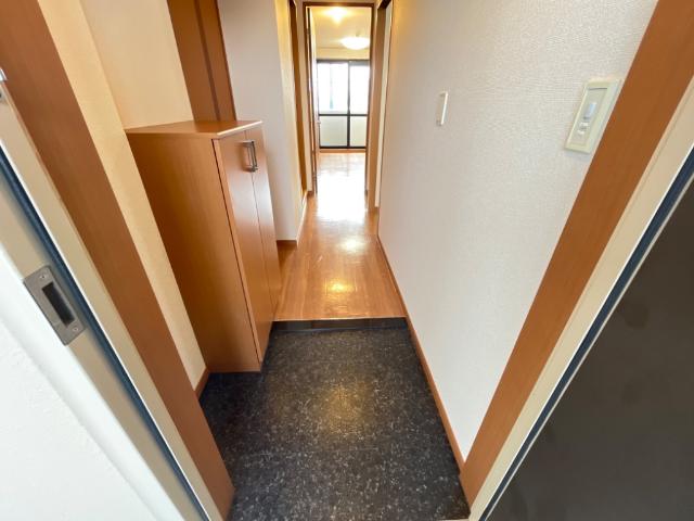 エトワール大和田305号室 玄関