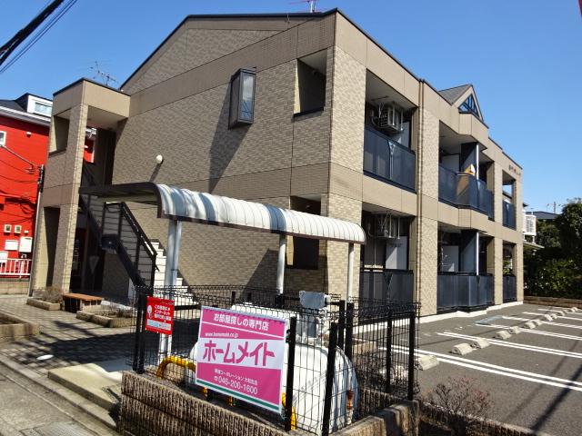 サンパティーク 外観写真（昼）