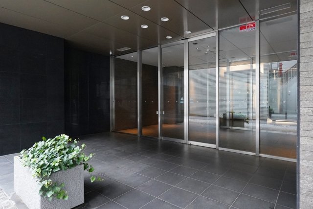 レグノ・セレーノ1206号室 エントランス