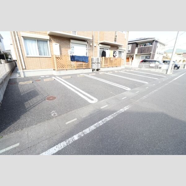 Erdbeere 駐車場②