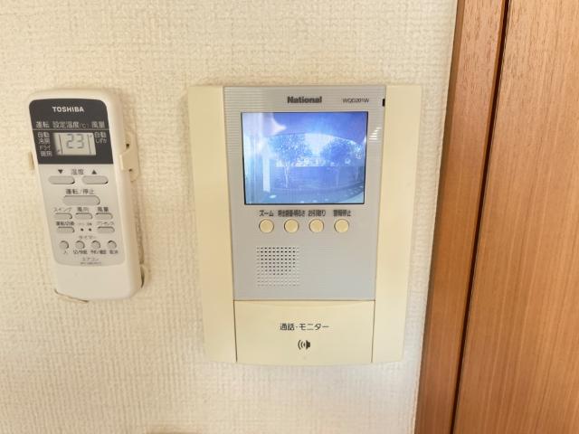 サンモールＳ，Ｔ105号室 カメラ付インターホン