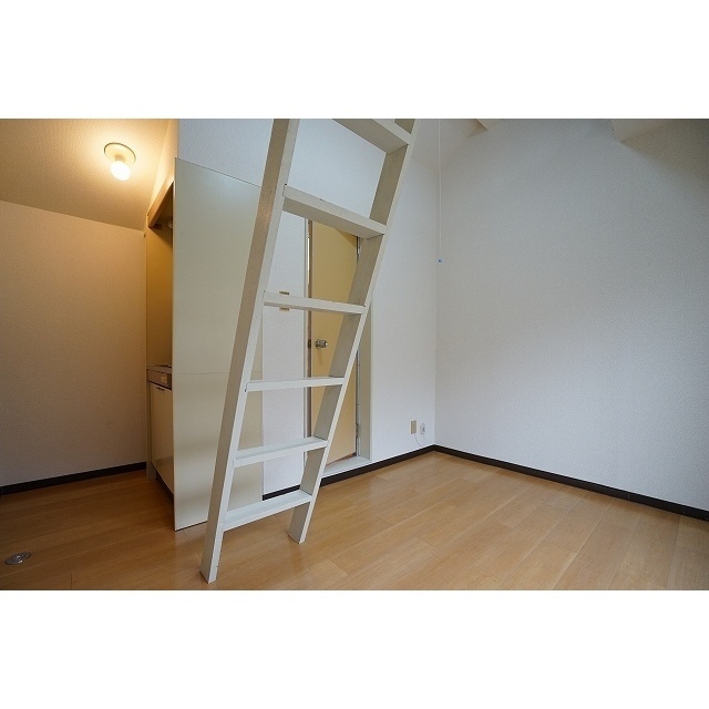 マルソルリヨン 洋室