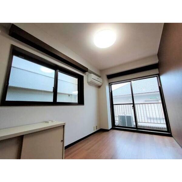 アヴァンス リビング