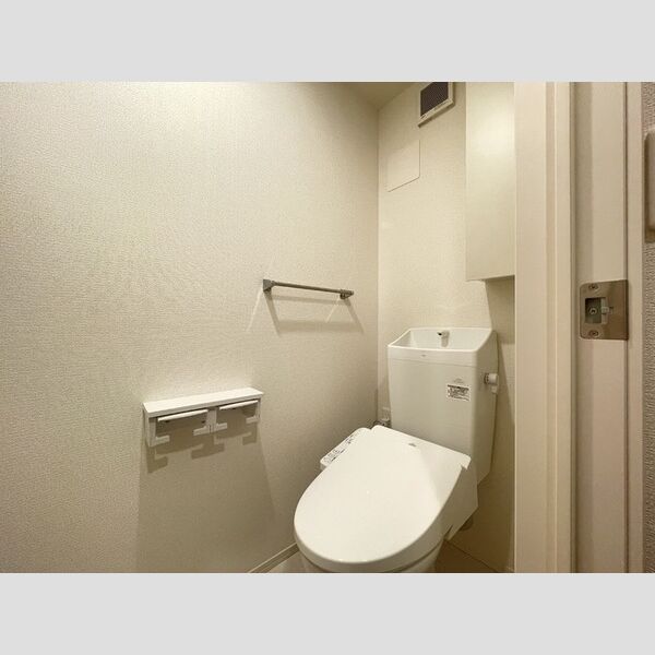 D Paina 神大寺301号室 温水洗浄便座