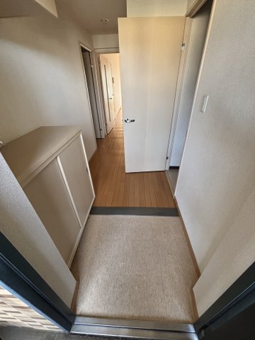 リファインドシーンⅡ0101号室 ※別号室の参考写真です(現況優先・仕様違いの場合あり)