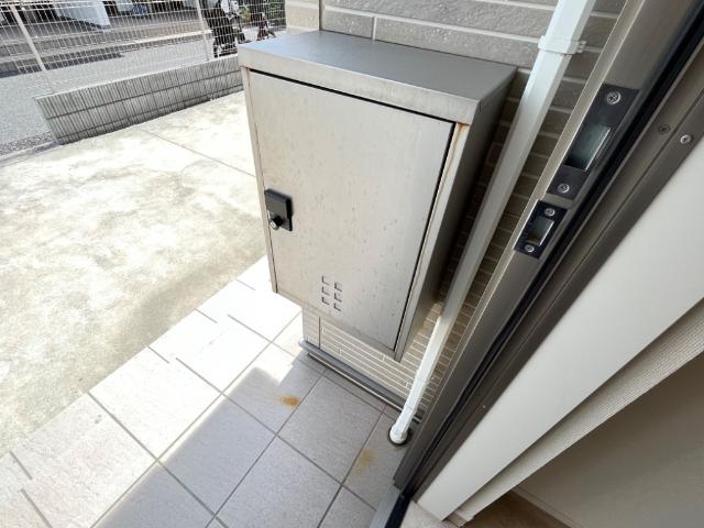 厚木市下川入新築アパート203号室 宅配ボックス（イメージ）