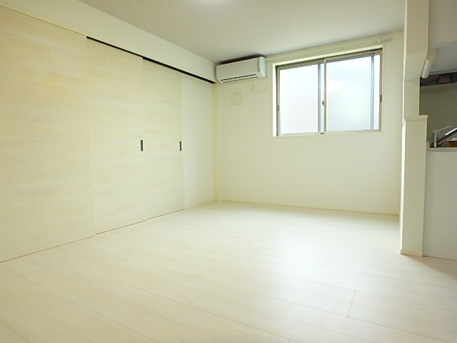 アールナイン2階 部屋その他