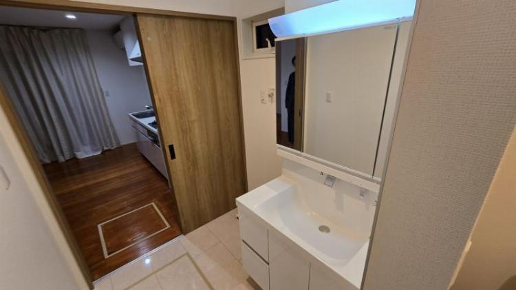 祖師谷6丁目1LDK 玄関