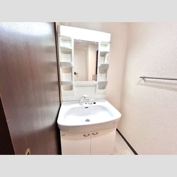 K’Sシャンブル101号室 洗面所