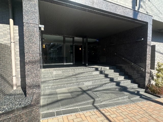 ルーブル赤羽西 エントランス