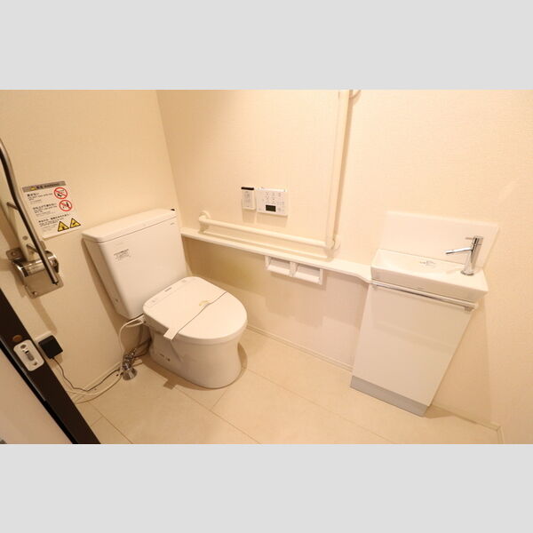 ドリーム　B 温水洗浄暖房便座