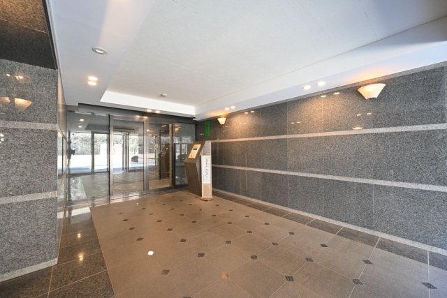 ルーブル中野白鷺 エントランス