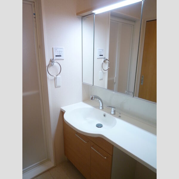 グランドゥール 洗面室