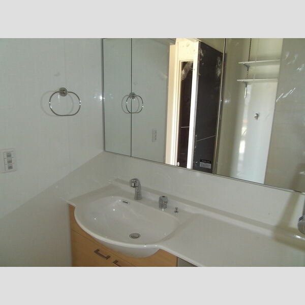 フォンテーヌ　C 洗髪洗面化粧台