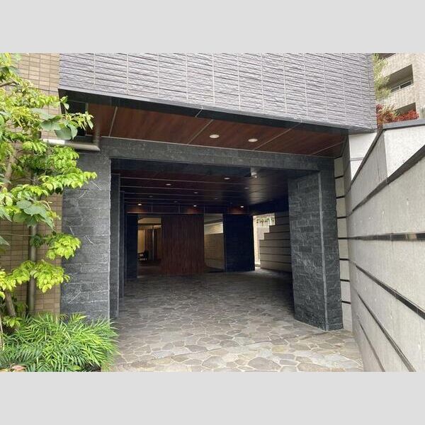 Hill Flat Osaki エントランス