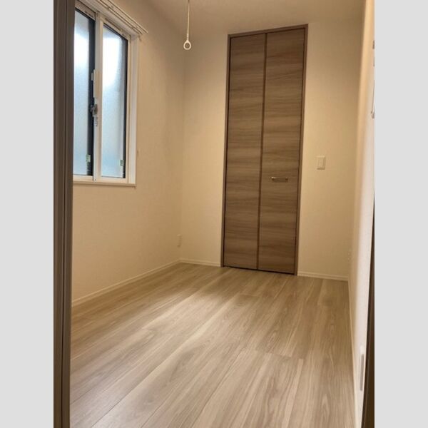 クレシア武蔵浦和102号室 洋室