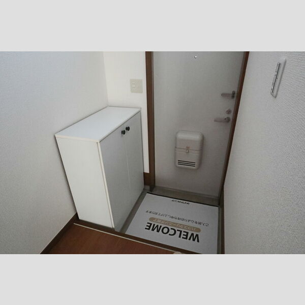 TN港南台101号室 玄関