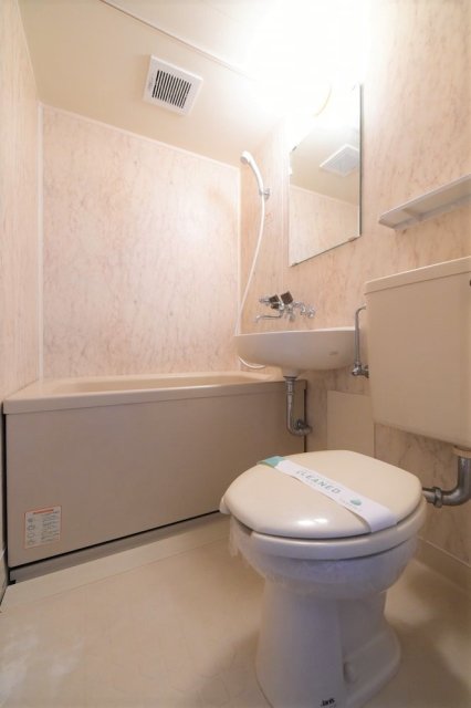 日神パレス生麦1階 お風呂