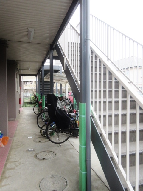 グレースヒル0203号室 駐輪場