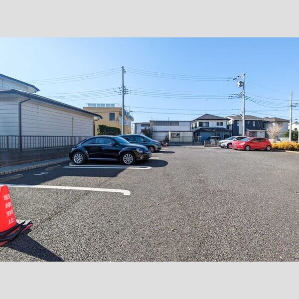 フォルテ 駐車場