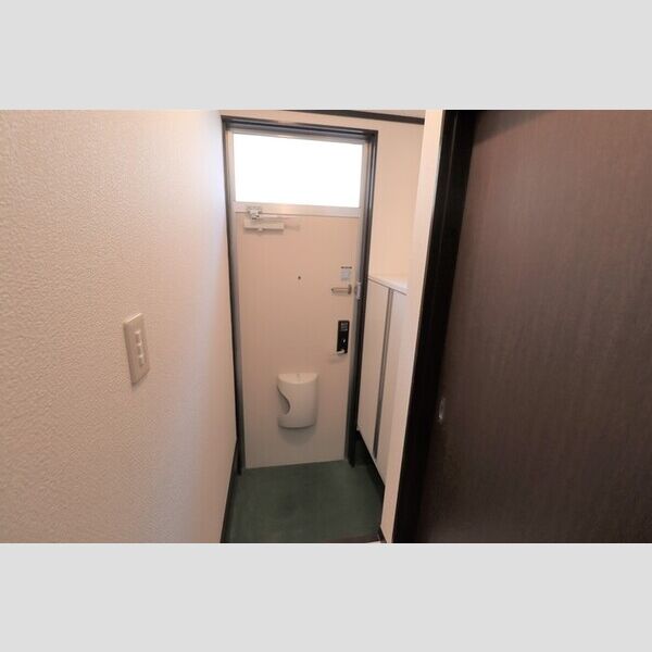 コーポ鈴木　B 玄関