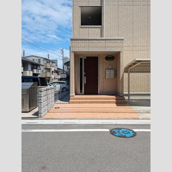 プリムヴェール　弐十壱番館 エントランス