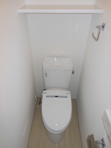 ガーラ・アヴェニュー練馬8階 トイレ