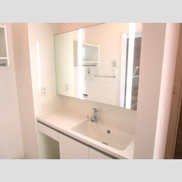 ソラーレ 洗髪洗面化粧台