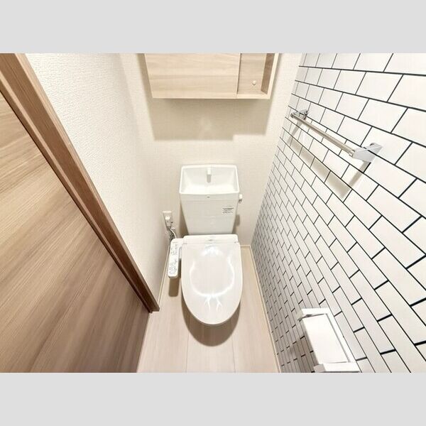 サリサ.l201号室 温水洗浄便座