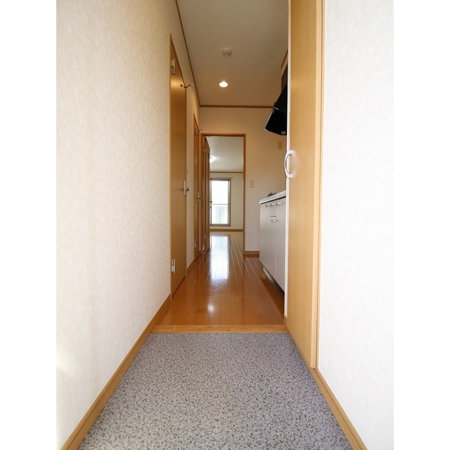 アムール コンセルト104号室 玄関