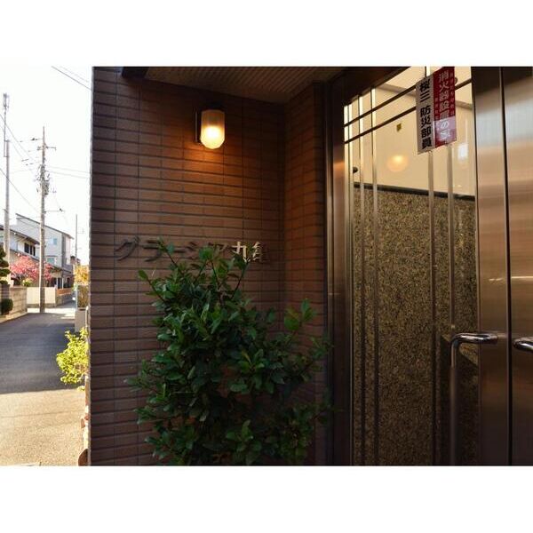 グラーシア丸亀 エントランス